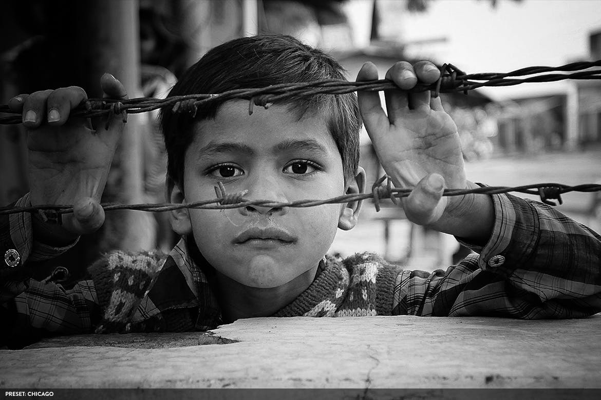 20款摄影大师级别黑白色调照片风格生成PS预设v1 Monochromatic Vol. 1 – 20 Photoshop Presets插图(2)