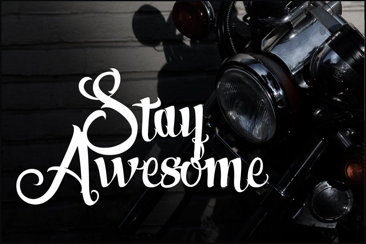 充满海洋墨水气息的英文书法设计字体 Volcano插图(2)