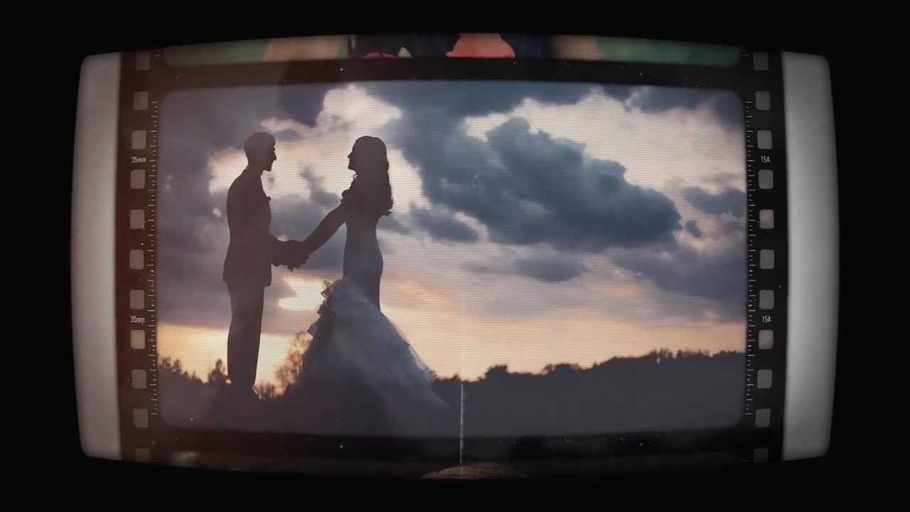 具有复古外观的过渡效果幻灯片展示Pr片头模板