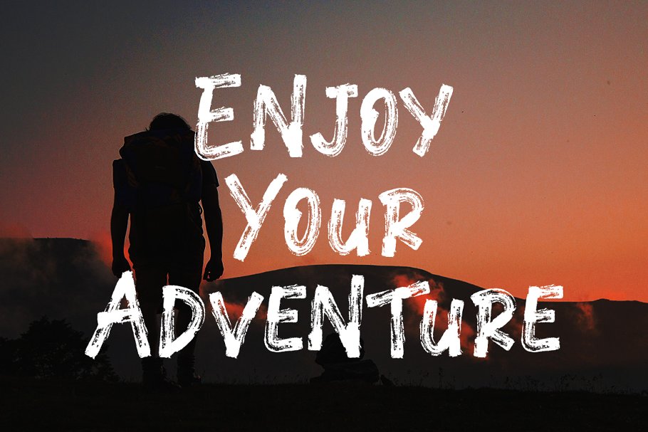 Crasher // Strong Brush Font插图2