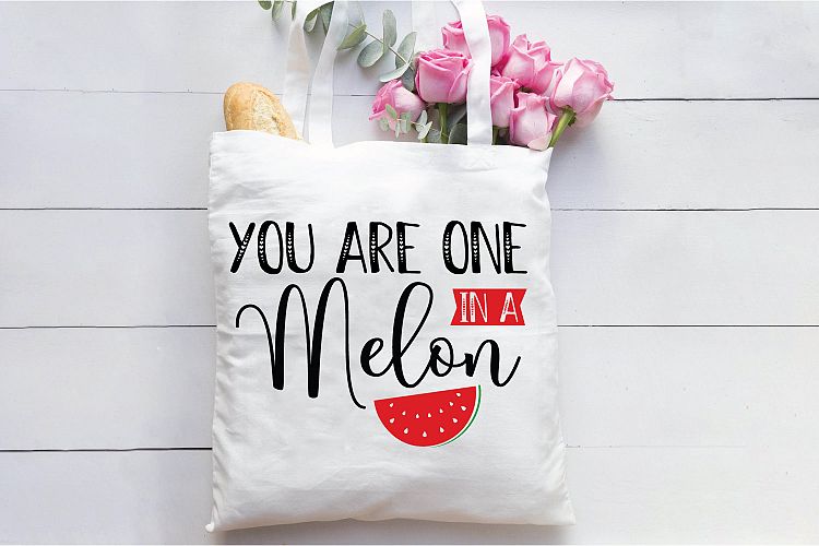 Hugs & KissesRegular Font插图1