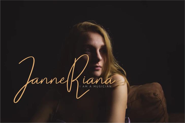 Darcey Oliver font插图6