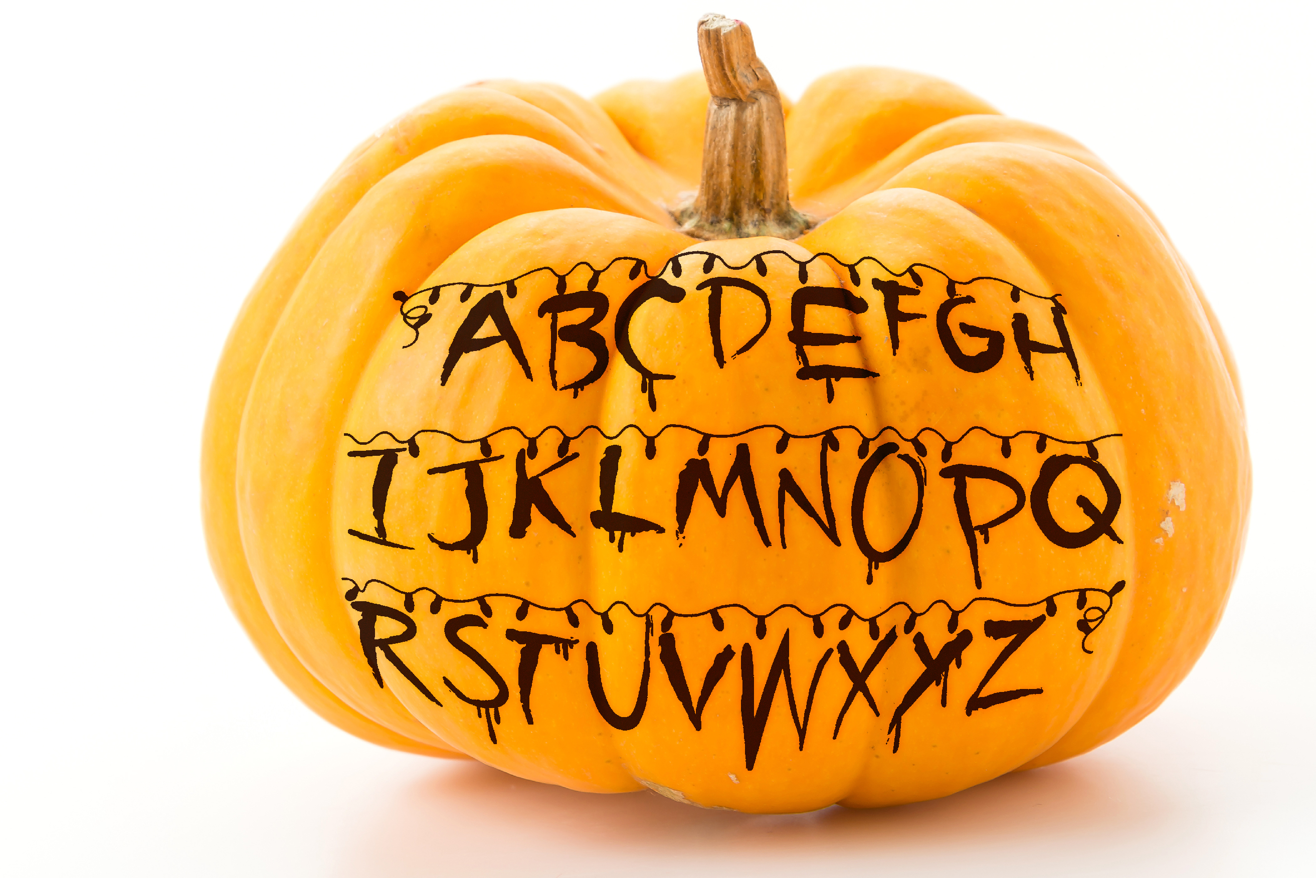 PN Nether LightsRegular Font插图1