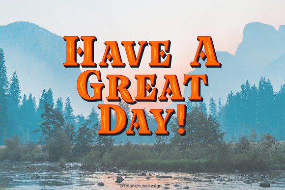 Poker In October Layered Color Font插图1